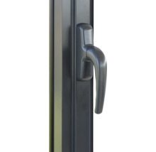 Nahaufnahme eines Fenstergriffs