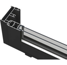 Querschnitt eines Fensterrahmens aus Aluminium mit Verglasung