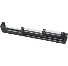 Querschnitt eines schwarzen Fensterrahmens mit Glas