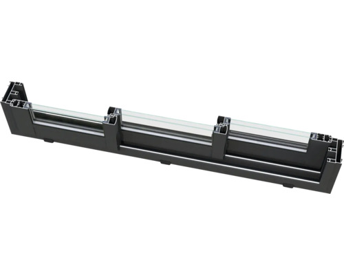 Querschnitt eines schwarzen Fensterrahmens mit Glas