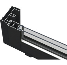 Querschnitt eines Fensterrahmens aus Aluminium mit Doppelverglasung