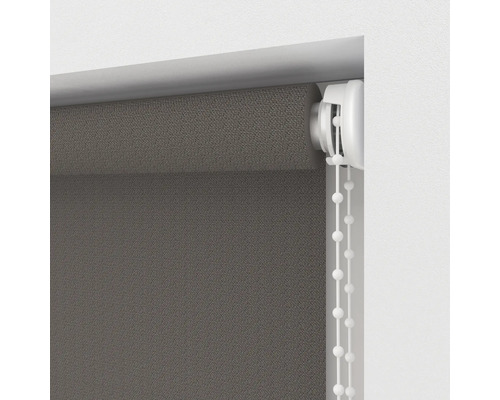 Rollladen mit Kettenzug zur Fensterdekoration