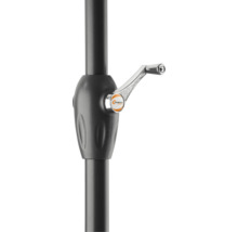 Kurbelmechanismus eines Sonnenschirms mit Schneider Schirme Logo