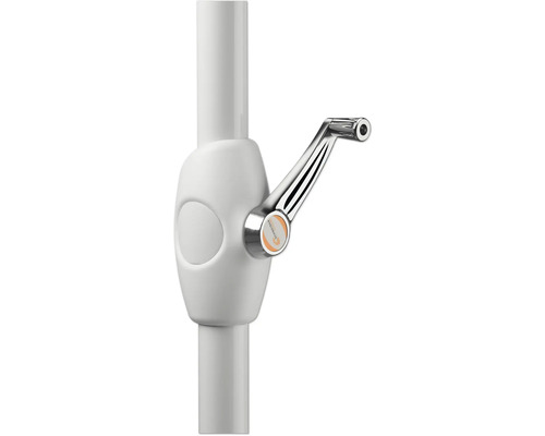 Schneider Logo am Kurbelmechanismus eines Sonnenschirms