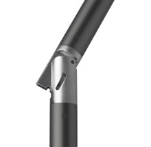 Detailaufnahme eines Sonnenschirmmastes mit Kippgelenk