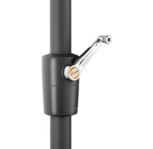 Detailansicht einer Kurbel für einen Sonnenschirm