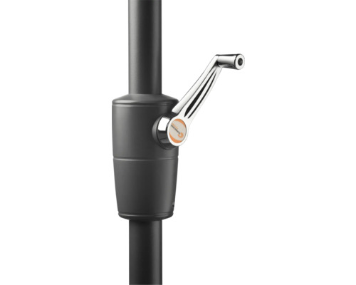 Detailansicht eines Sonnenschirms mit Kurbel und Schneider Schirme Logo.