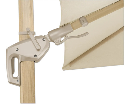 Detailansicht eines Sonnenschirms mit Kurbelmechanismus zur einfachen Bedienung