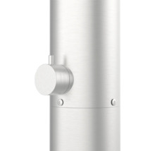 Detailansicht einer Armatur aus Metall