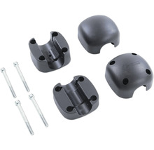 Kunststoffkappe mit Schrauben zur Befestigung