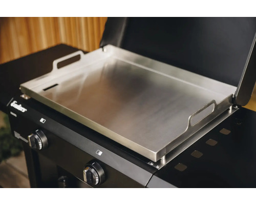 Edelstahl Grillplatte auf einem Gasgrill