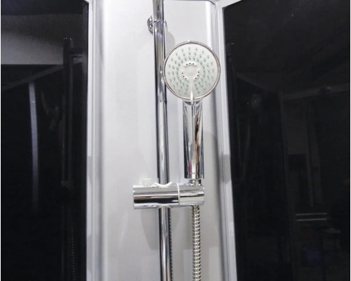Duscharmatur mit Handbrause und Brausestange