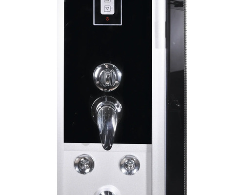 Detailansicht einer Duschpaneelarmatur mit Temperaturregler, Wasserhahngriff und Massagedüsen