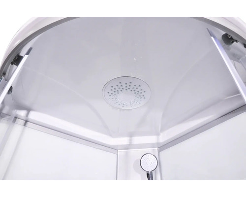 Innenansicht einer Duschkabine mit Kopfbrause und Handbrause.