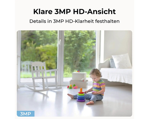 Helles Zimmer mit spielendem Kind, aufgenommen mit einer 3MP Überwachungskamera.