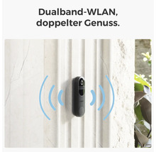 Smarte Türklingel mit Dualband WLAN Funktion an einer Hauswand