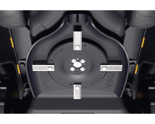 Nahaufnahme der Messer eines Mähroboters der Marke Stiga