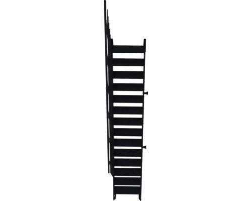 Schwarze Metalltreppe mit flachen Stufen und seitlichen Holmen.
