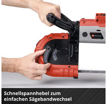 Einhell Bandsäge mit Schnellspannhebel zum einfachen Wechseln des Sägebandes.