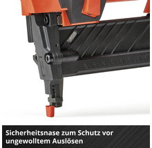 Detailansicht der Sicherheitsnase an einem Nagler zum Schutz vor ungewolltem Auslösen.