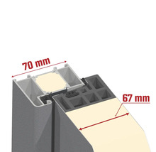 Technischer Querschnitt eines Türprofils mit 70 Millimeter Bautiefe und 67 Millimeter Füllungsdicke.
