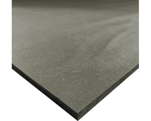 Nahaufnahme einer dunkelgrauen, durchgefärbten MDF-Platte mit feiner Oberflächenstruktur.