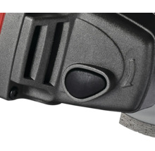 Nahaufnahme eines Elektrowerkzeugs mit schwarzem Knopf und Lüftungsschlitzen am Gehäuse.