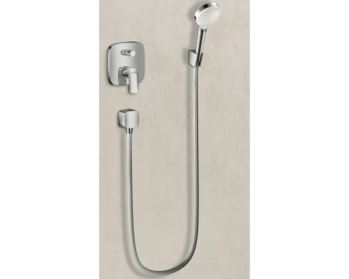 Duschset in Chrom-Optik mit runder Handbrause, Brauseschlauch, Wandhalterung und Unterputz-Mischbatterie mit Einhebelmischer.
