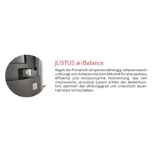JUSTUS airBalance System zur automatischen, mechanischen Primärluftregelung an einem Kaminofen für effiziente Verbrennung.