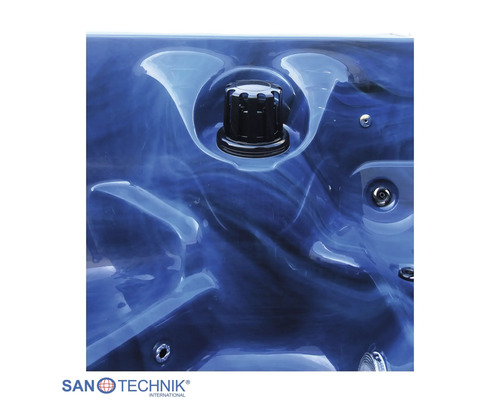 Nahaufnahme eines Whirlpools aus marmoriertem Acryl mit schwarzer Ansaugung und Massagedüsen. Sanotechnik International Logo.