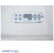 Sanotechnik International Logo und digitales Bedienfeld für Whirlpools mit Display und verschiedenen Funktionstasten.