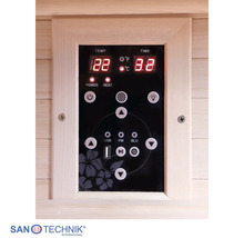 Digitales Bedienfeld einer Infrarotkabine mit Anzeigen für Temperatur und Zeit sowie Tasten für Musik und Licht. Sanotechnik Logo.