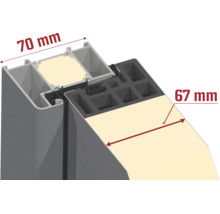 Querschnitt eines Türprofils mit Massangaben: Blendrahmen 70 Millimeter und Türflügel 67 Millimeter.