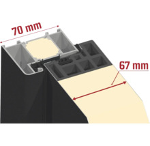 Querschnitt eines Profils mit den Maßen 70 Millimeter Bautiefe und 67 Millimeter Füllungsdicke.