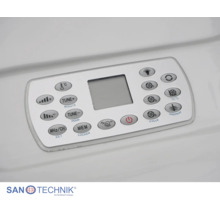 Digitales Bedienfeld von Sanotechnik mit einem Display und Tasten für Temperatur, Licht, Radio, Gebläse und Stromversorgung.