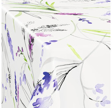 Weiße Tischdecke mit Lavendel-Blumenmuster in Aquarell-Optik.
