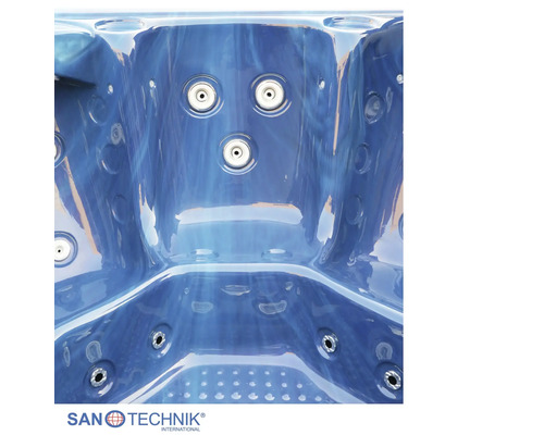 Innenansicht eines Whirlpools aus blauem Acryl mit Massagedüsen und strukturiertem Boden. Sanotechnik International Logo.