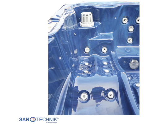 Innenansicht eines blauen Whirlpools mit Massagedüsen und Filtereinheit. San Technik International Logo.