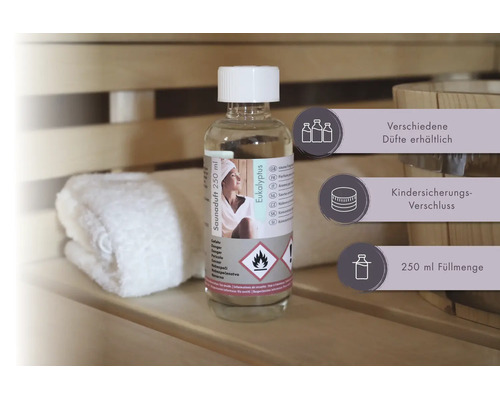Saunaduft Eukalyptus 250 Milliliter in einer Flasche mit Kindersicherungs-Verschluss, präsentiert in einer Sauna neben einem Handtuch.