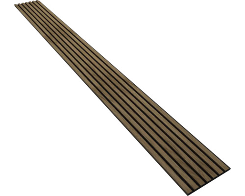 Akustikpaneel mit Holzlamellen auf dunklem Filz zur Wandverkleidung.