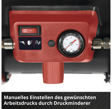 Kompressor-Bedienfeld mit Manometer, Druckregler und Ein-Aus-Schalter zur manuellen Einstellung des Arbeitsdrucks.