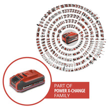 Einhell Akku als Teil der Power X Change Familie umgeben von einer Vielzahl kompatibler Elektrowerkzeuge und Gartengeräte