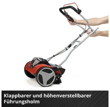 Rasenmäher mit klappbarem und höhenverstellbarem Führungsholm, der mit den Händen eingestellt wird.