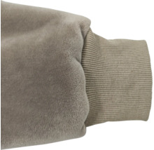 Aermelabschluss einer Jacke aus weichem Material mit elastischem Rippbuendchen