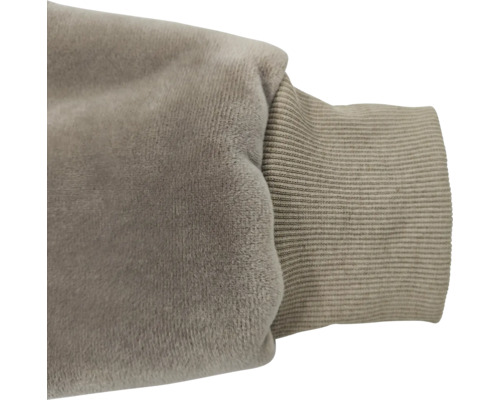Aermelabschluss einer Jacke aus weichem Material mit elastischem Rippbuendchen