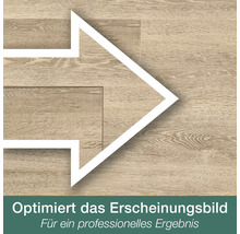 Laminatboden mit Holzstruktur und weißem Pfeil als Hinweissymbol für ein optimiertes Verlegebild für ein professionelles Ergebnis