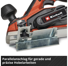 Einhell Elektrohobel mit montiertem Parallelanschlag für präzise Hobelarbeiten