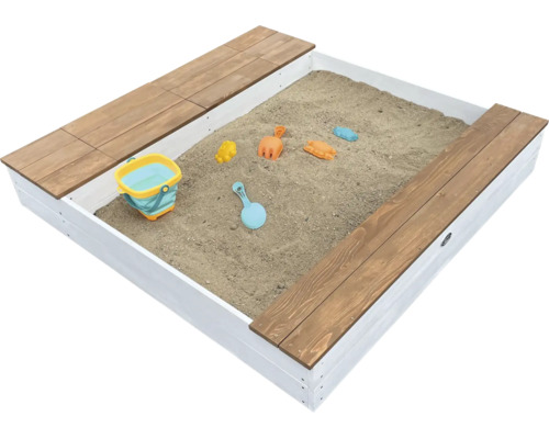 Quadratischer Sandkasten aus Holz mit Sitzbank und Spielzeug für Kinder