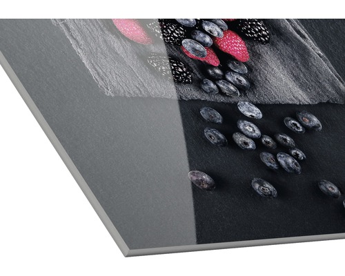 Dekorplatte mit Beerenmotiv