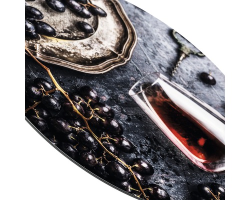 Dekorplatte mit Weintrauben, Weinglas und Serviertablett Motiv